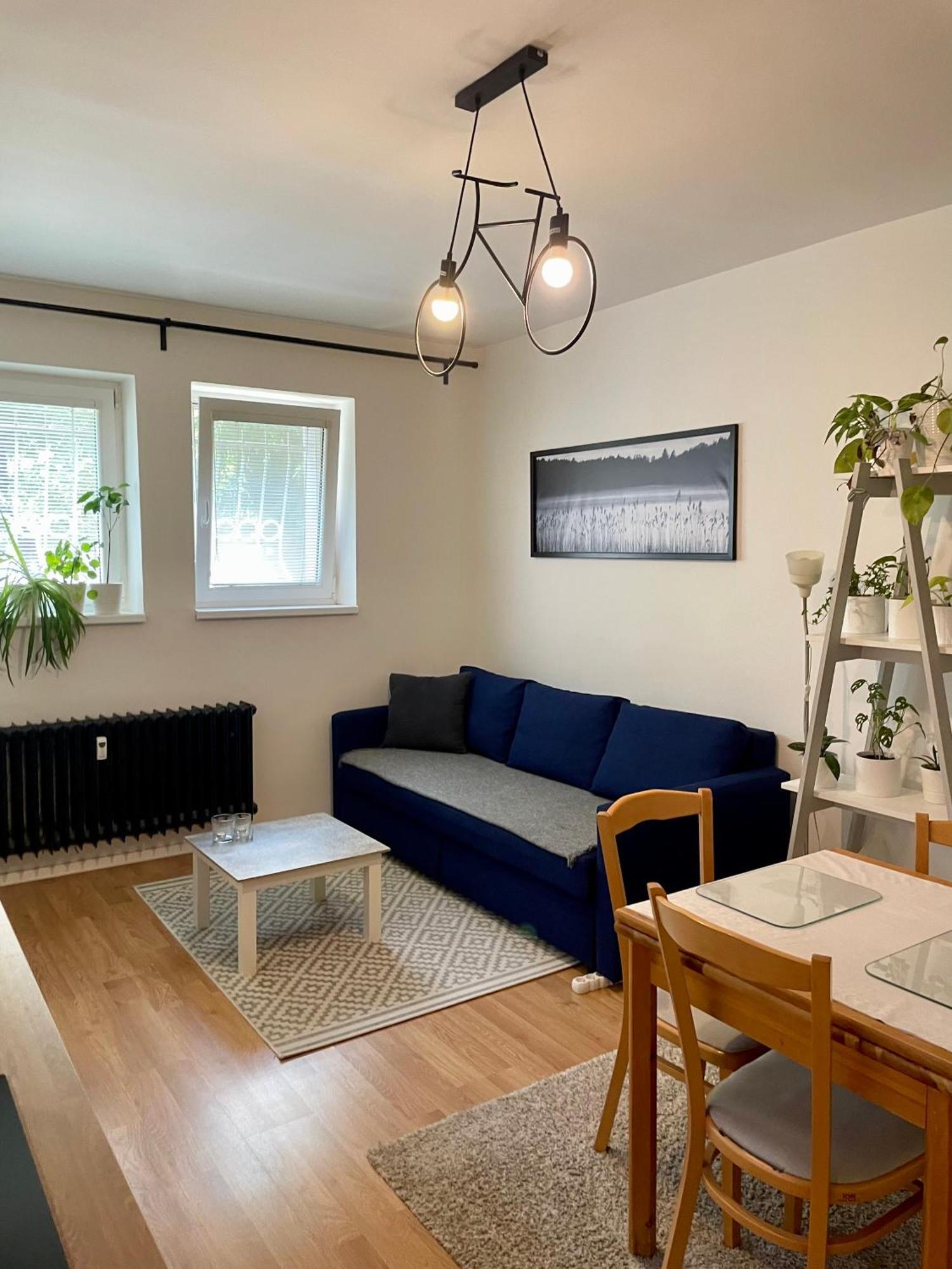 Cozy Self Check-In Apartment In Vibrant Ruzinov Area, Komarnicka 42, Bratysława Zewnętrze zdjęcie